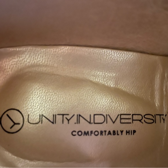 Unity in Diversity Brown Gold Metallic Leather Side Zip Sandal - Picture 10 of 11